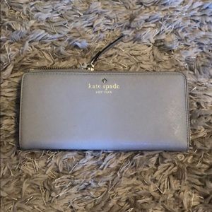 Brand New UnUsed Kate Spade Zip Closure Wallet